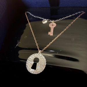 NWOT Swarovski Key Necklace Rose Gold